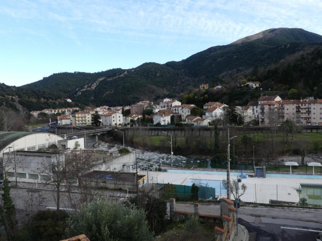 Bel Appartement Type F3 Amelie-les-Bains-Palalda Exterior photo